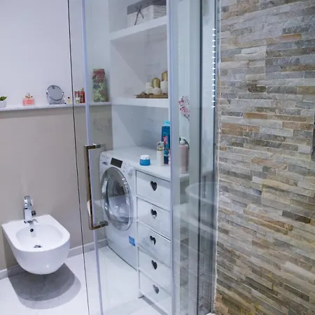 Apartment Luxury Dandy House